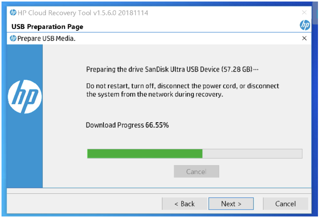 The tool will now format the USB flash drive and prepare the installation media